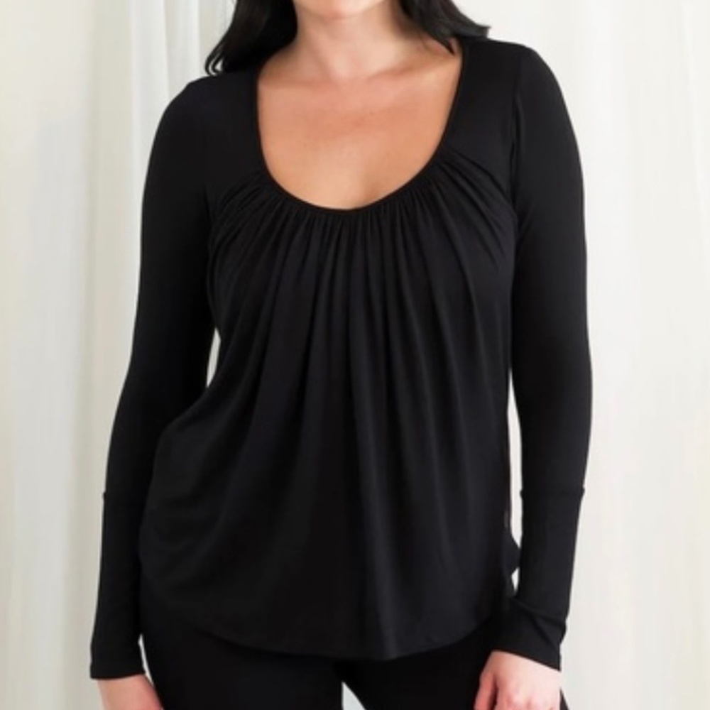 JJ Winks Full Moon Top built in bra Sz L